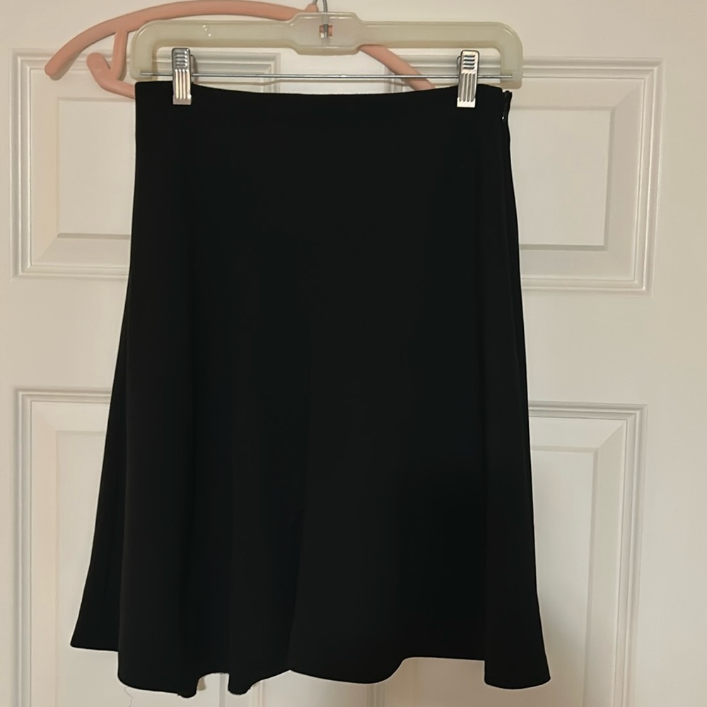 Theory a-line wool/silk blend skirt black sz 2 perfect with/without suit jacket